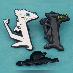 Set Of 3 Toothless And Light Fury Dancing Meme Enamel Pins